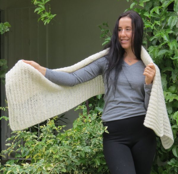 White summer shawl - Image 2