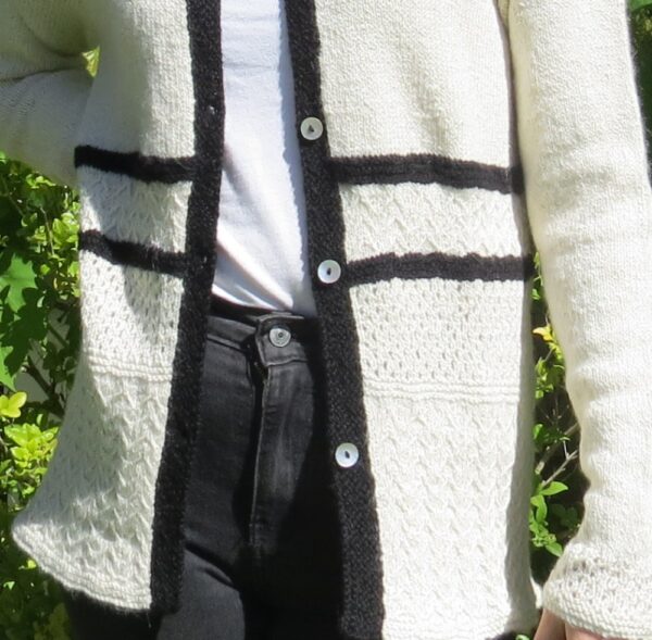 Blanc-et-noir cardigan - Image 2